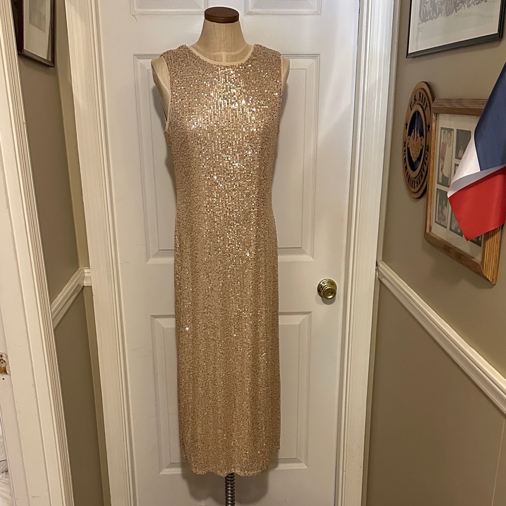 Gilli Gold Sequin Midi Dress
